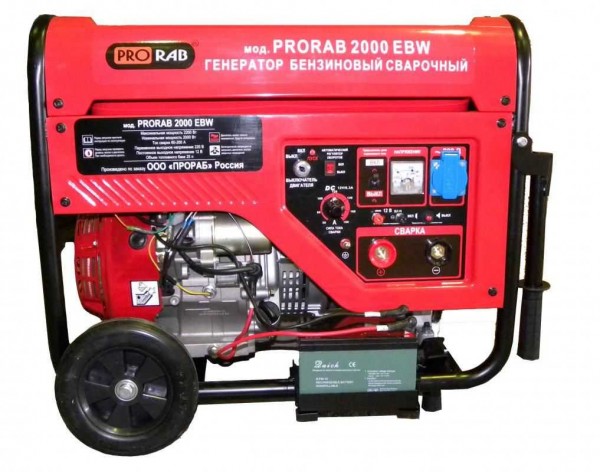 Svařovací generátor je kombinací naftového nebo benzínového generátoru a svařovacího stroje