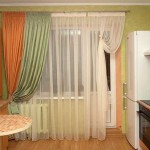 Den klassiska långa dubbla gardinen är bra om det finns tillräckligt med utrymme