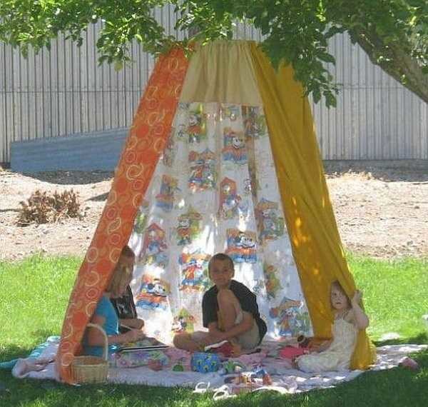 Khemah yang diperbuat daripada gelung dan kain - cepat, murah, selamat