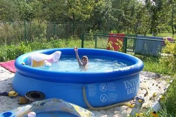 Şişme havuz - çocuklar için harika bir seçenek