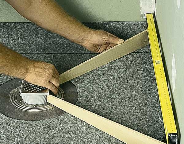 Klippta plywoodremsor kan användas som fyrar. De skärs med hänsyn till flödesbildningen