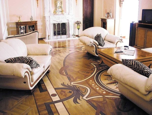 Sàn gỗ nghệ thuật - đẹp, nhưng chỉ thích hợp trong những căn phòng lớn