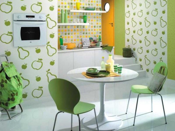 Le papier peint est l'un des types de meubles de cuisine les plus populaires