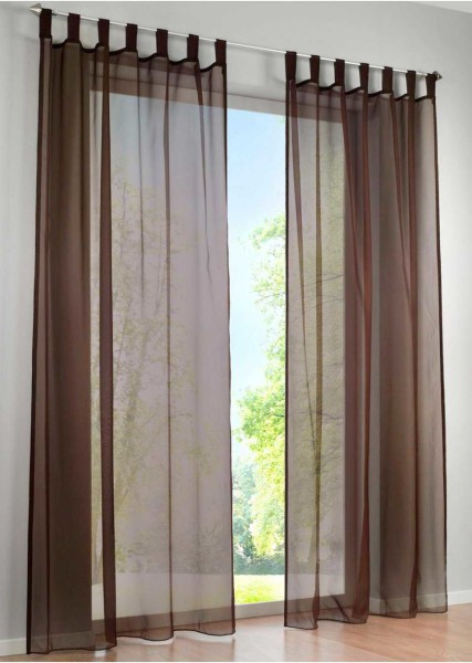 Um véu marrom sem laços - ótimo para um quarto com varanda