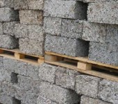 U kunt dus handgemaakte houten betonblokken opslaan