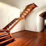 Projeto incomum de escadas entre andares