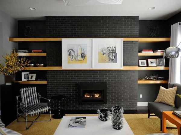 The decorative fireplace fits into the most fashionable styles - minimalism, high-tech, modern