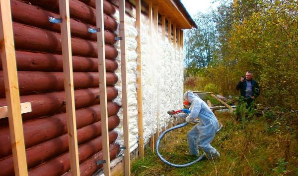 Thermal insulation of wooden walls with polyurethane foam will not cause problems - they have the same thermal conductivity