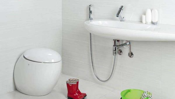 Inštalácia hygienickej sprchy na umývadlo - jednoduchá a jednoduchá
