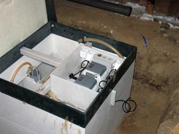 Slik ser installasjonene for autonom kloakkering av et privat hus ut