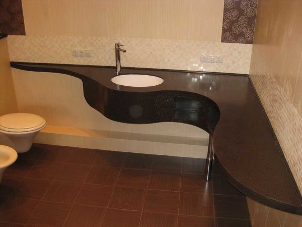 Kúpeľňová doska z MDF odolná voči vlhkosti