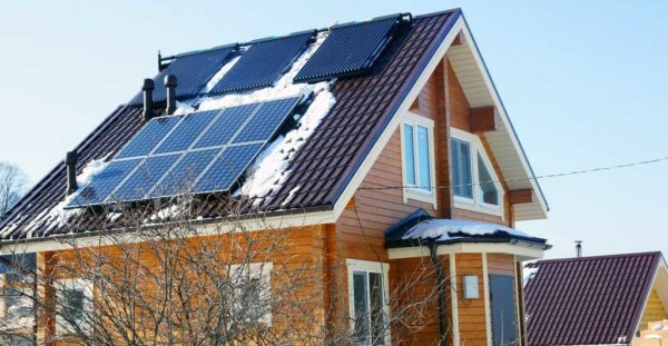 Le centrali solari per la tua casa possono essere meno costose se affronti il ​​problema con attenzione
