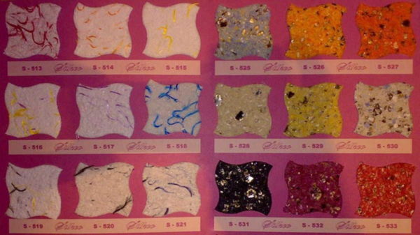 Vários tipos de papel de parede líquido com diferentes tipos de brilhos