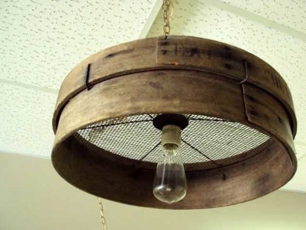 Lampeskjerm laget av gammel sil ... stilig