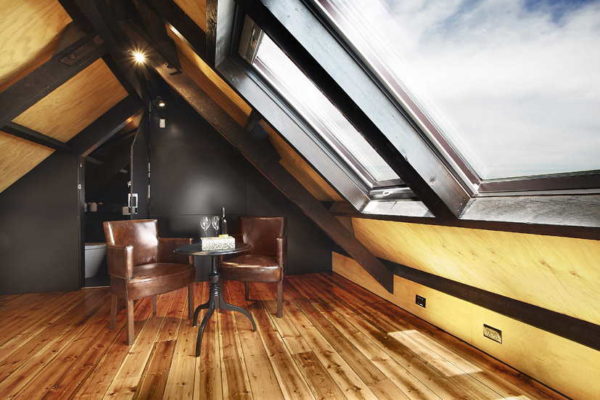 עיצוב מודרני של קומת עליית הגג