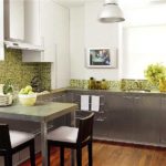 Cozinha cinza-esverdeada: o aço inoxidável também tem um tom de cinza