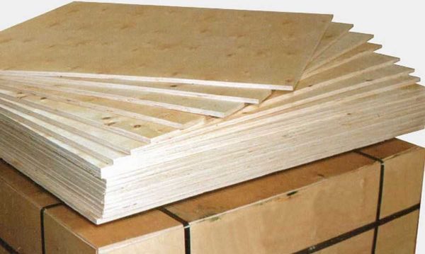 Plywood av extra klass eller första klass kan skickas för slipning