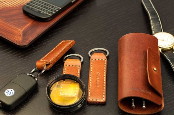 Key holders for pockets and bags are one of the most profitable and necessary gifts