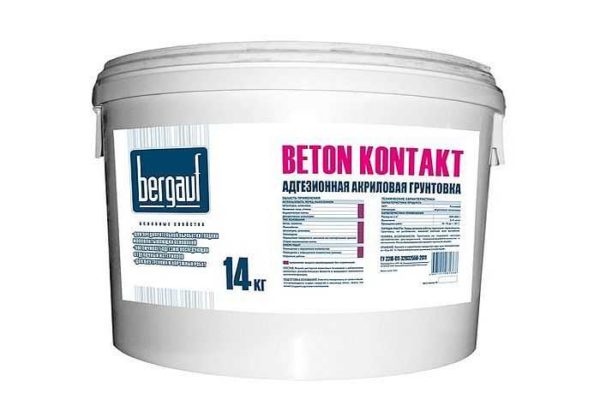 Немската компания Bergauf разполага и с акрилен грунд Beton Kontakt
